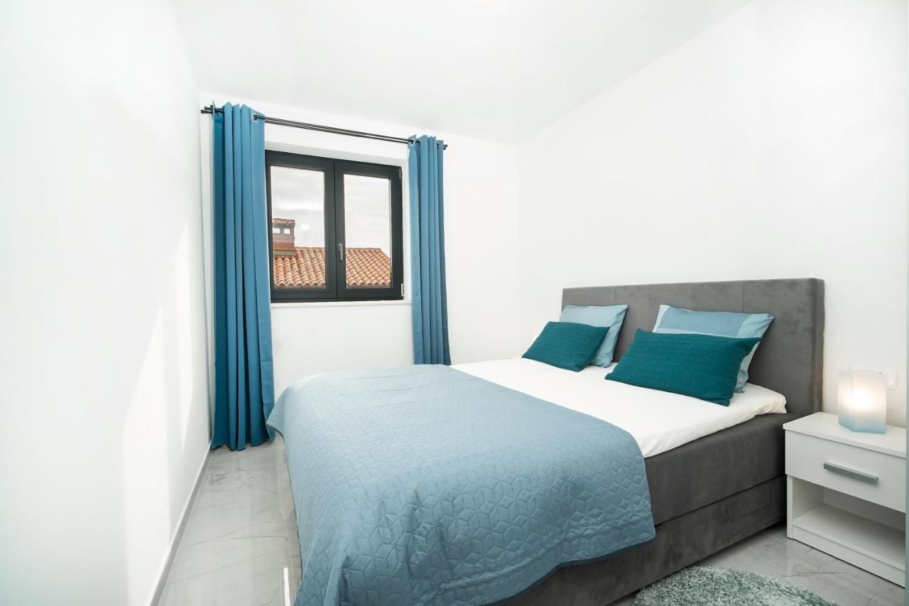 Villa Apartments Lela 라벡 외부 사진