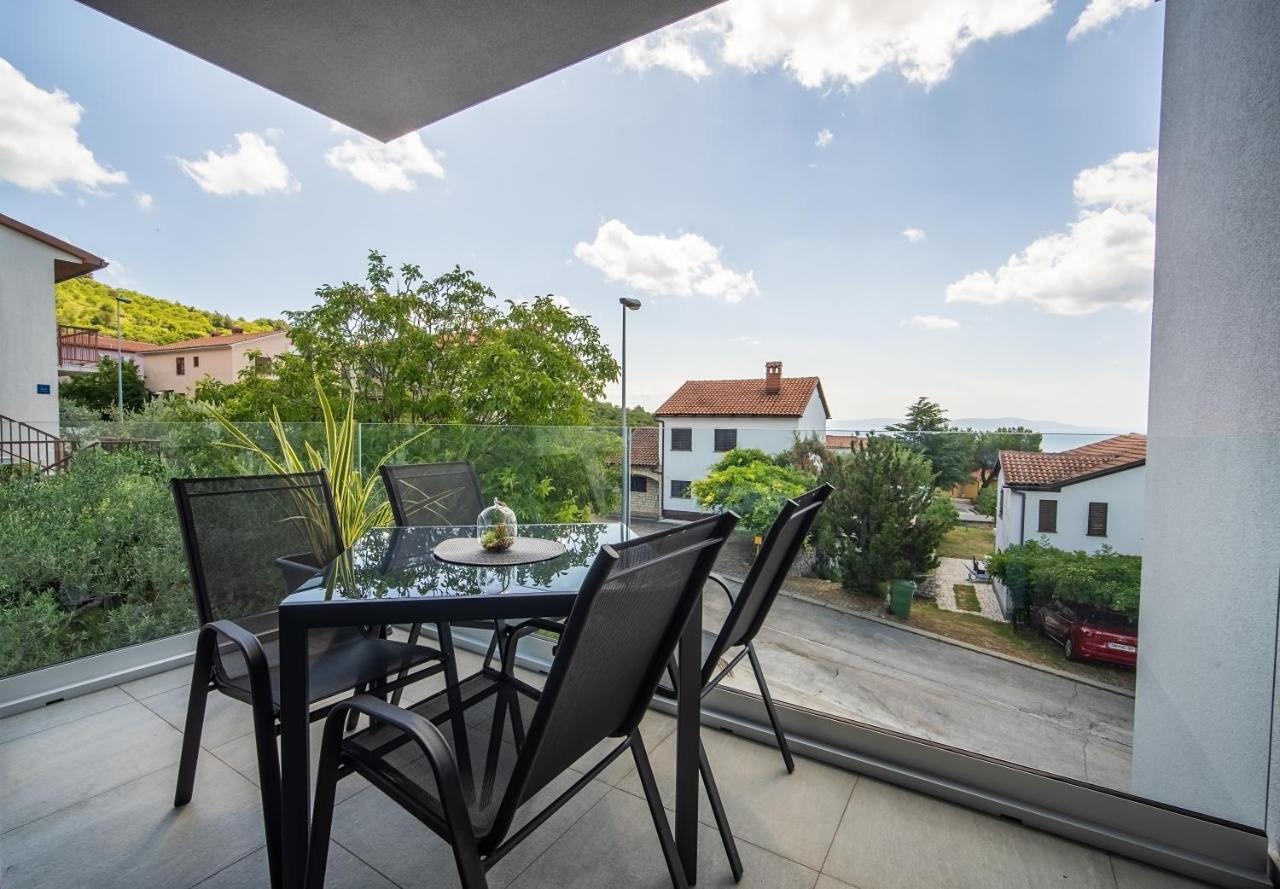 Villa Apartments Lela 라벡 외부 사진