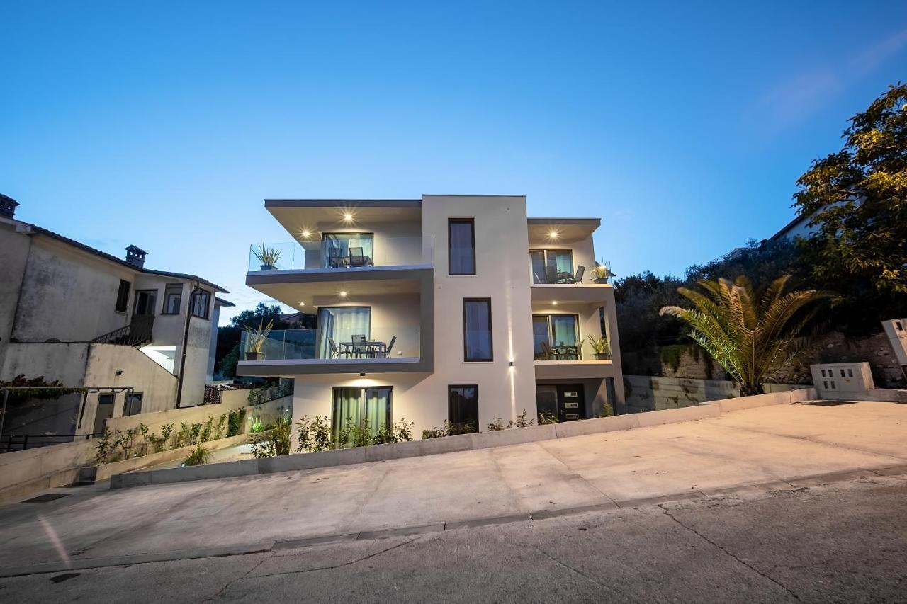 Villa Apartments Lela 라벡 외부 사진