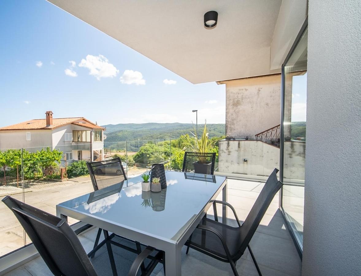 Villa Apartments Lela 라벡 외부 사진